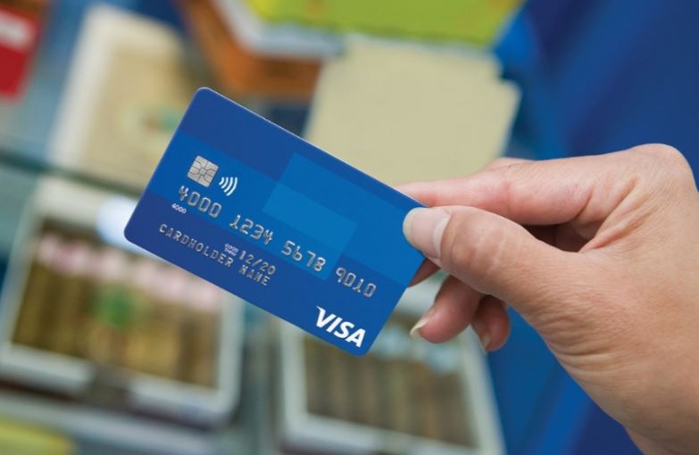 Từ 31/3/2021 thẻ chip sẽ thay thế thẻ ATM