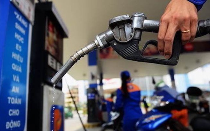 Giá xăng dầu vừa đồng loạt giảm