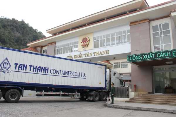 Bộ Công Thương 'gỡ vướng' để không tái diễn tình trạng ùn tắc hàng hóa ở cửa khẩu Tân Thanh