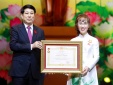 Nữ doanh nhân, Tiến sĩ Nguyễn Thị Phương Thảo nhận danh hiệu Anh hùng Lao động