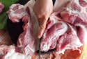 Nguy cơ mắc bệnh khi dùng phải thịt lợn bơm nước và nhiễm hóa chất