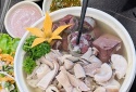 Nguy cơ tử vong vì ăn lòng lợn không đảm bảo: Cảnh báo từ bác sĩ 