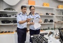 Phát hiện nhiều cửa hàng thời trang kinh doanh hàng giả tại các tuyến phố du lịch ở Đà Nẵng