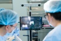 Vinmec đưa robot AI từ Mỹ về Quảng Ninh, thay khớp gối chính xác từng milimet với chi phí như mổ thường