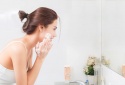 Tiêu hủy lô sữa rửa mặt Nhật Việt Cosmetics do vi phạm chỉ tiêu chất lượng