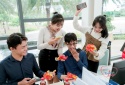 Một lần xé nhãn, một lần hy vọng: Điều mong mỏi phía sau hàng triệu lượt tham gia ‘Xé ngay trúng liền’