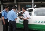 Tạm giữ 47 xe taxi không đạt chất lượng