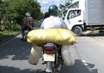 Cà phê đểu "chu du" khắp nơi