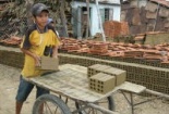 Ép trẻ em làm việc nặng, nguy hiểm sẽ bị xử lý hình sự