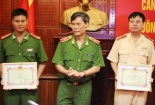 Mang súng hộ tống ma túy bán sang Trung Quốc