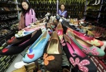 Hàng Trung Quốc bị chợ online liệt vào "danh sách đen"