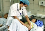 Đua nhau tắm trắng rồi... nhập viện