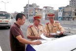 Giáp tết, xe khách vi phạm tràn lan