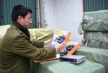 Cảnh sát tăng cường chống buôn bán hàng giả