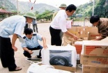 Trắng đêm chống hàng lậu