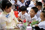 Tặng cô giáo cái gì trong ngày 8/3