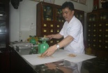 Cảm phục lương y chữa bệnh đau dạ dày cho người nghèo
