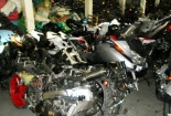 Tạm giữ hàng trăm mô tô “khủng” tại cảng Hải Phòng