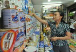 Vì sao "thả rông" giá sữa?