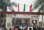 Vì sao hàng nghìn người 'giam lỏng' chủ tịch xã
