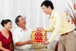Món quà nào tuyệt đối không nên tặng ngày Tết?