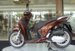 Honda Việt Nam lên tiếng về xe SH vỡ vụn côn