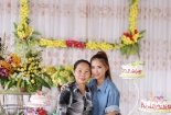Khởi My lần đầu tổ chức sinh nhật cho mẹ 