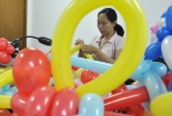 Thu tiền triệu mỗi ngày nhờ đổi nghề bán bóng bay
