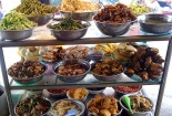 Cơm bình dân: Rẻ có chắc an toàn?
