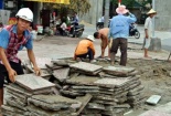 1.000 tỷ đồng sửa vỉa hè Hà Nội: 'Có tìm ra ông nào sai phạm không?'