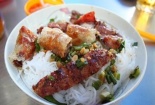 Cách làm món bún thịt nướng thơm lừng hấp dẫn tặng mẹ 20/10