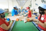 Người lao động bị ép nhận lương thấp
