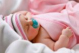Thu hồi núm vú giả có nguy cơ gây ngạt thở cho trẻ