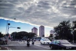 Bầu trời bỗng chia ranh giới giữa 'thiên đường' và 'địa ngục'