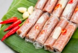 4 loại người tuyệt đối không được ăn nem chua