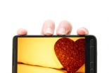 Những smartphone giá tốt dành tặng dịp lễ Valentine
