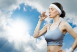 Nguy cơ gia tăng bệnh ung thư do uống nước nóng 