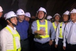 'Tư lệnh' ra quân cùng người lao động