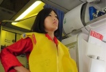 Xé áo phao trên máy bay, 3 mẹ con suýt không kịp về quê chiều 30