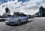 Siêu phẩm Toyota Auris 2015 tiết kiệm nhiên liệu ấn tượng