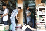 Giới trẻ Sài Thành hào hứng đi 'giải cứu' 10 tấn sách cũ