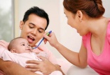 Tác hại khôn lường từ việc cho trẻ ăn dặm sớm