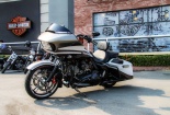 Xế độ tiền tỷ Harley-Davidson Road Glide Special ra mắt thị trường Việt 