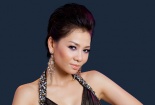 Thu Minh trở lại Vietnam Idol 2015 chỉ 3 tuần sau sinh