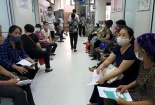 Bộ Y tế khuyến cáo người dân đeo khẩu trang khi đến nơi đông người