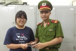 Lý giải bí ẩn những chiếc điện thoại đắt tiền… không cánh mà bay!