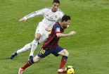 Ronaldo ích kỷ còn Messi hi sinh vì đồng đội