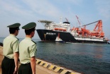 Trung Quốc tập trận ở Biển Đông, đưa giàn khoan áp sát Hoa Đông