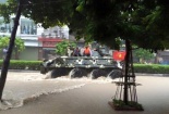 Lữ đoàn Hải quân điều động xe lội nước cứu lụt Quảng Ninh 
