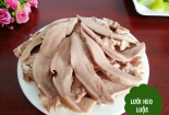Bí quyết làm sạch và luộc lưỡi heo giòn ngọt cực đơn giản
